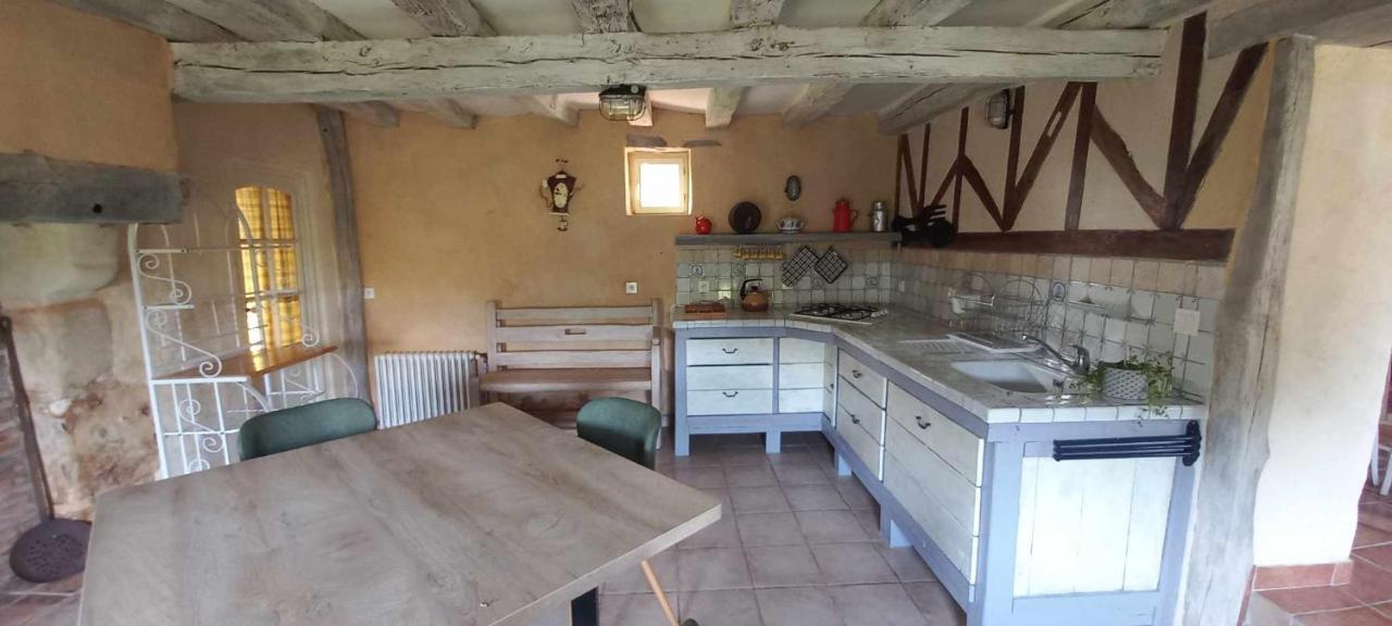 Gite Les Toisnieres Marigne-Laille Exterior foto