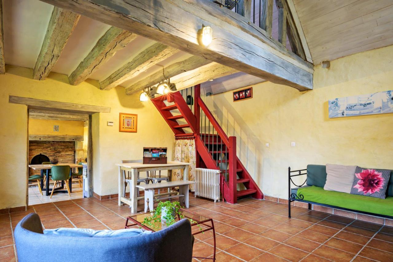 Gite Les Toisnieres Marigne-Laille Exterior foto